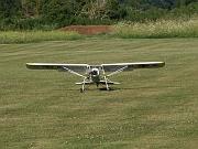 am_flugplatz_mit_storch_und_piper_120