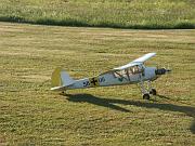 am_flugplatz_mit_storch_und_piper_134